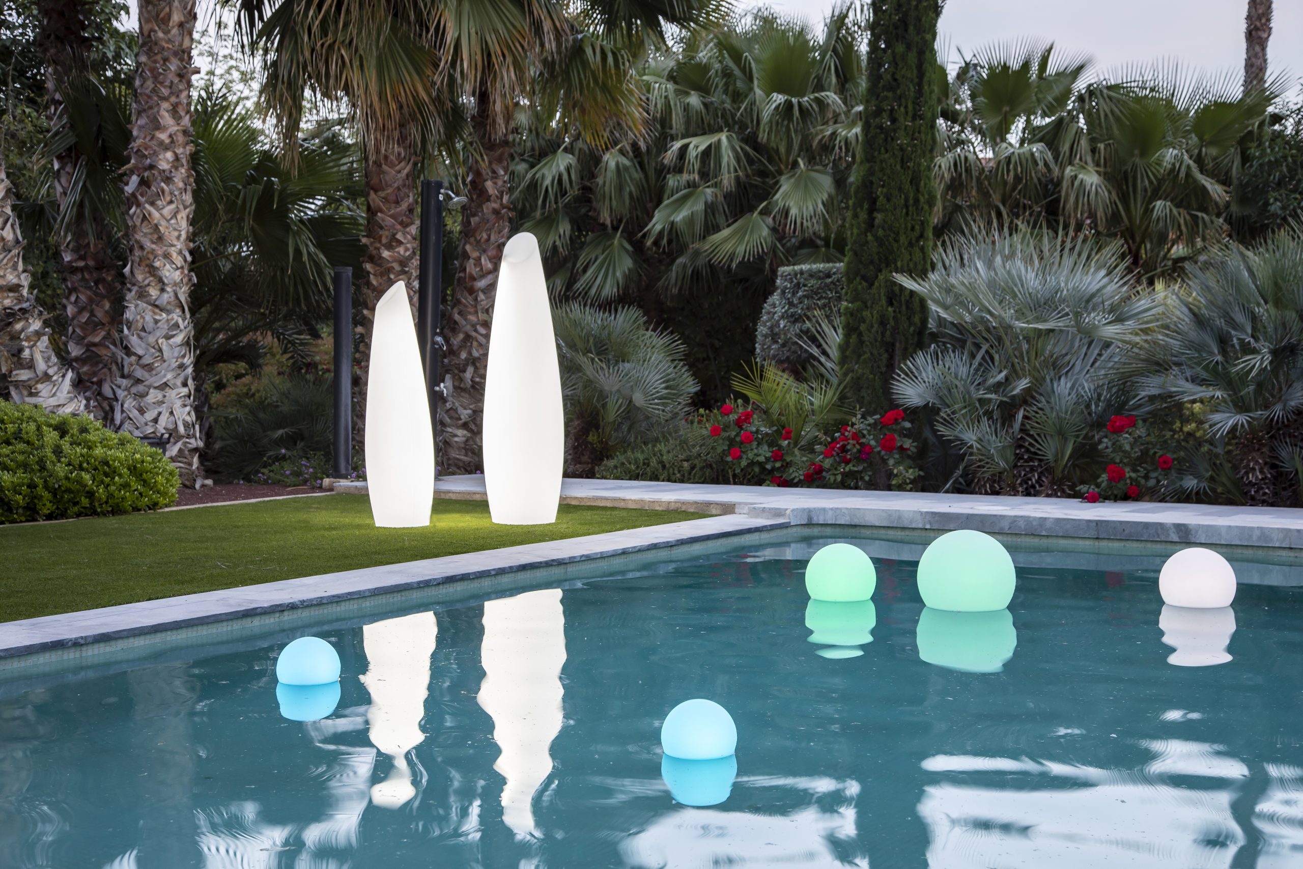 ¿Cuántos tipos de lámparas exterior solar LED existen?